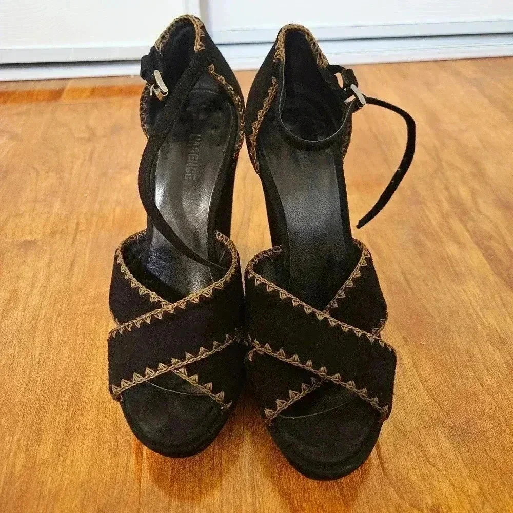 L'agence Suede Wedges